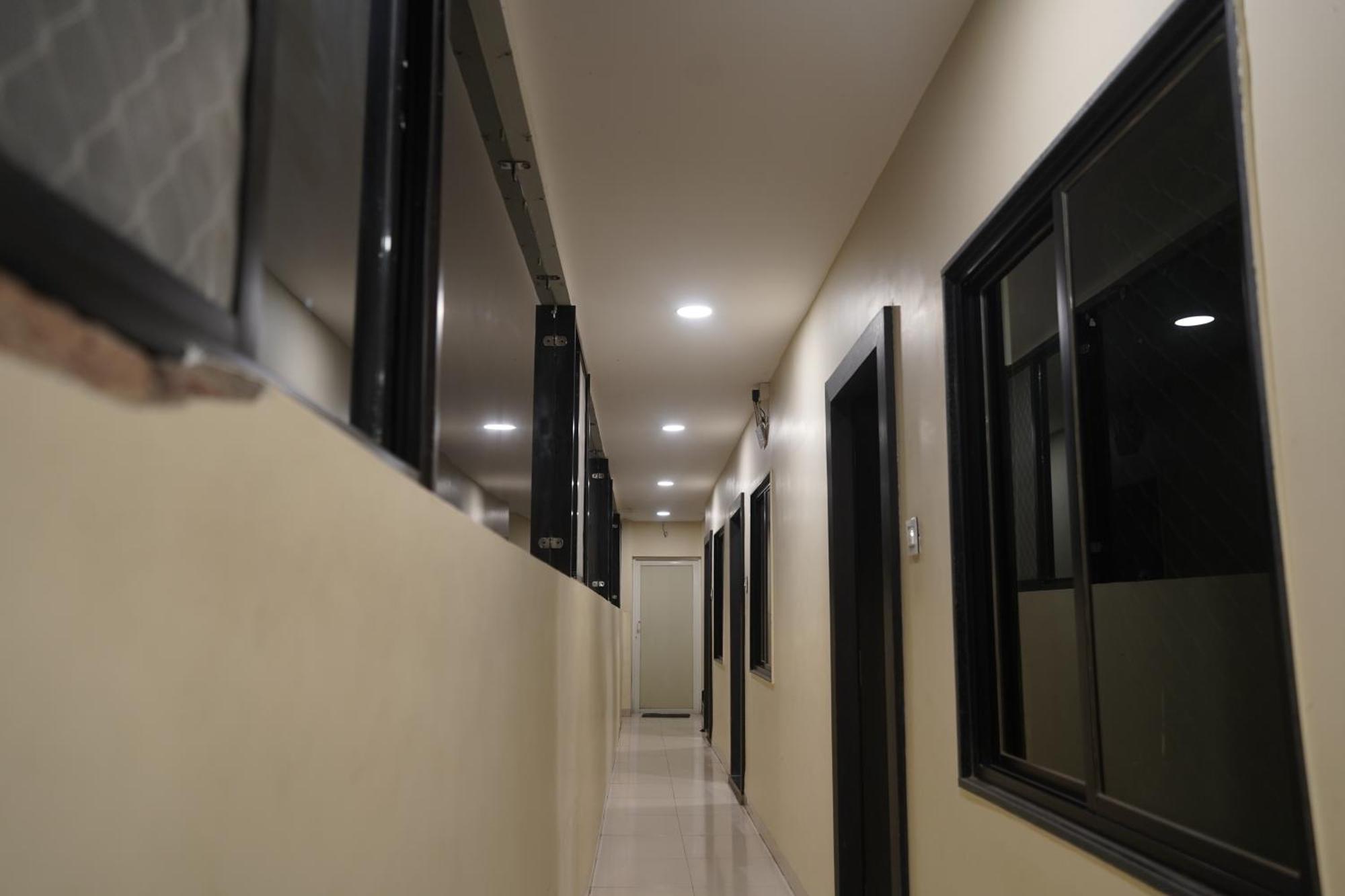 Hotel Dev Kripa Ujjain Eksteriør bilde