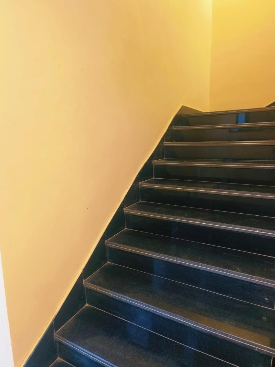 Hotel Dev Kripa Ujjain Eksteriør bilde